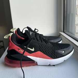 Nike Air Max 270